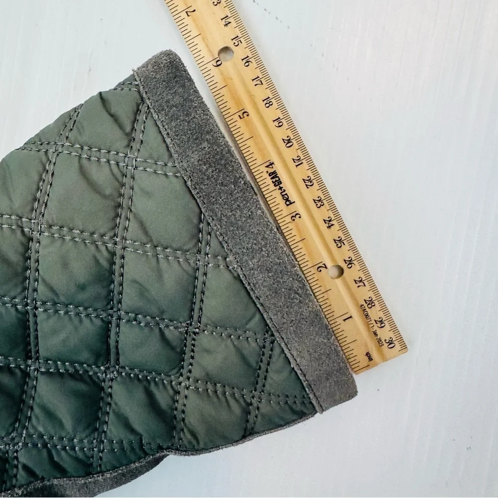 Lands End Boots green quilted and grey suede size 8.5 US
